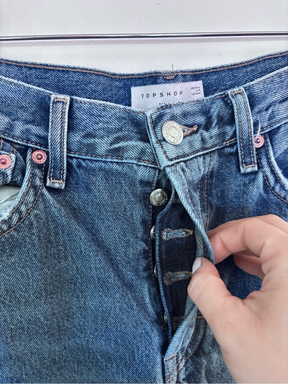 Topshop Mid Wash Dad Jeans distressed sz 30 - Picture 3 of 5